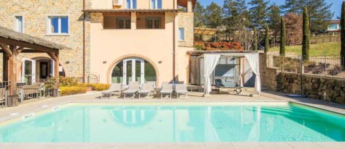 Privé villa Toscane Midden Privé villa Toscane midden