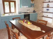 Locatie met 3 appartementen Marche/Marche kust Vri-Verde